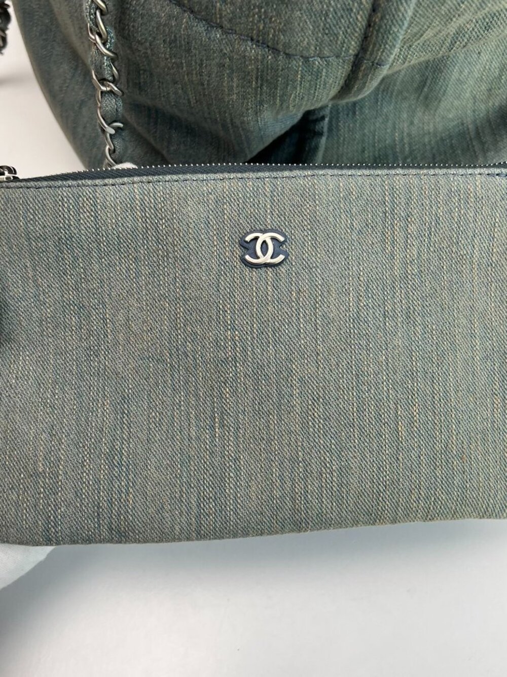 CHANEL Light Blue Denim Medium Deauville Logo Tote Bag SHW - Picture 10 of 16